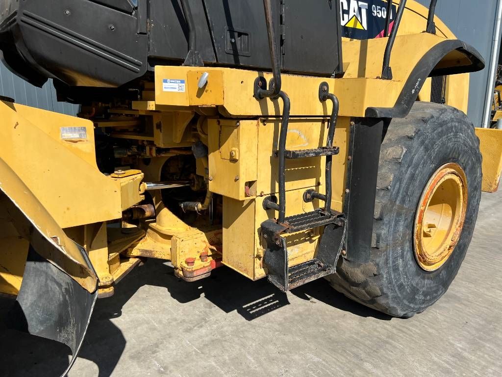 CAT 950H - Full steering - 3rd valve