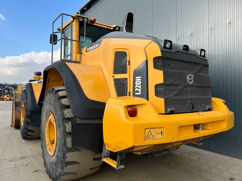 Volvo L220H