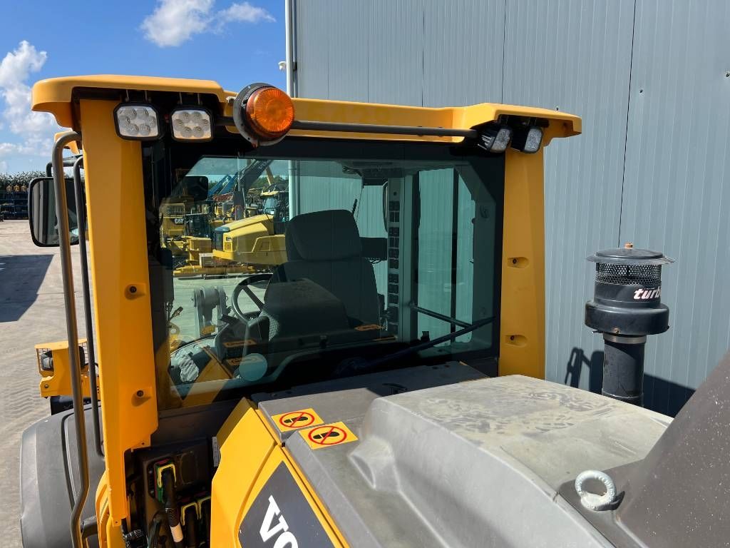 Volvo L90H