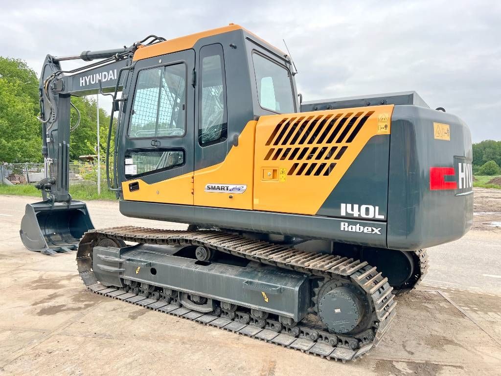 Hyundai R140L - New / Unused / 2025 Model