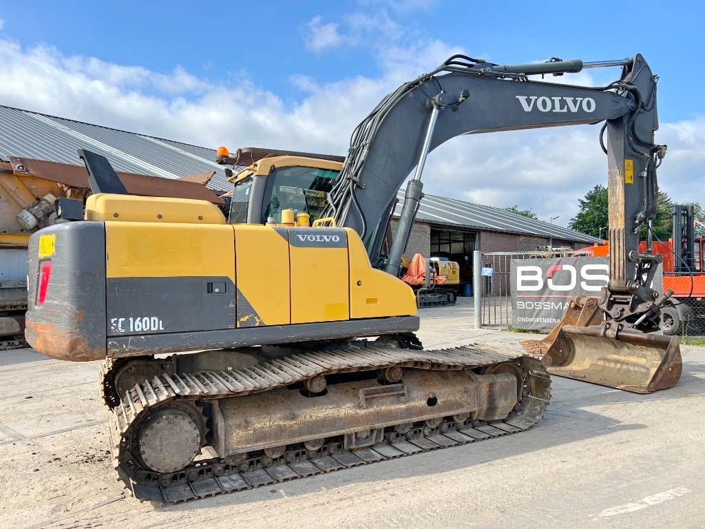 Volvo EC160DL - Tilting + Digging Bucket / Low Hours