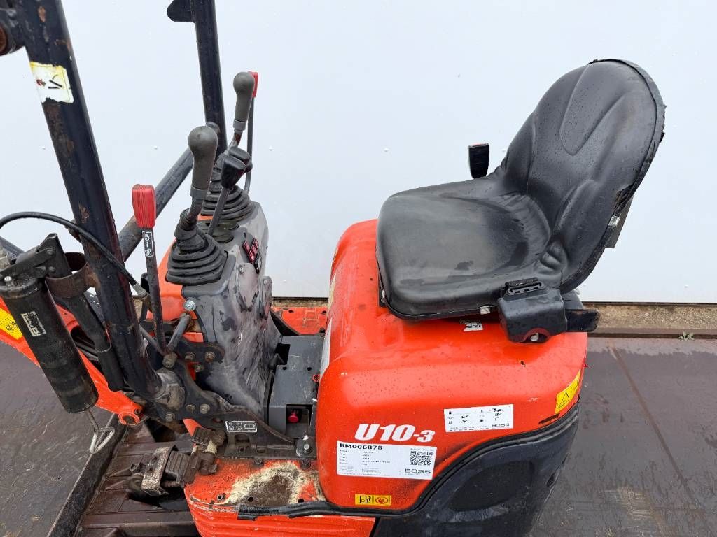 Kubota U10-3 - Hydr. Undercarriage / Hammer Lines