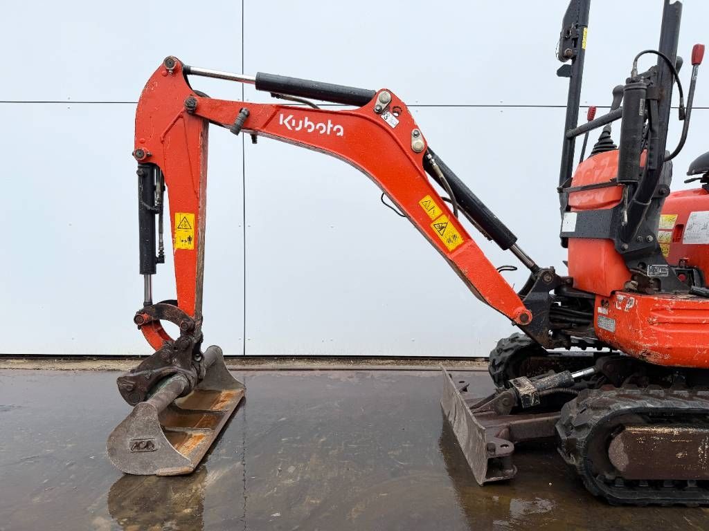 Kubota U10-3 - Hydr. Undercarriage / Hammer Lines