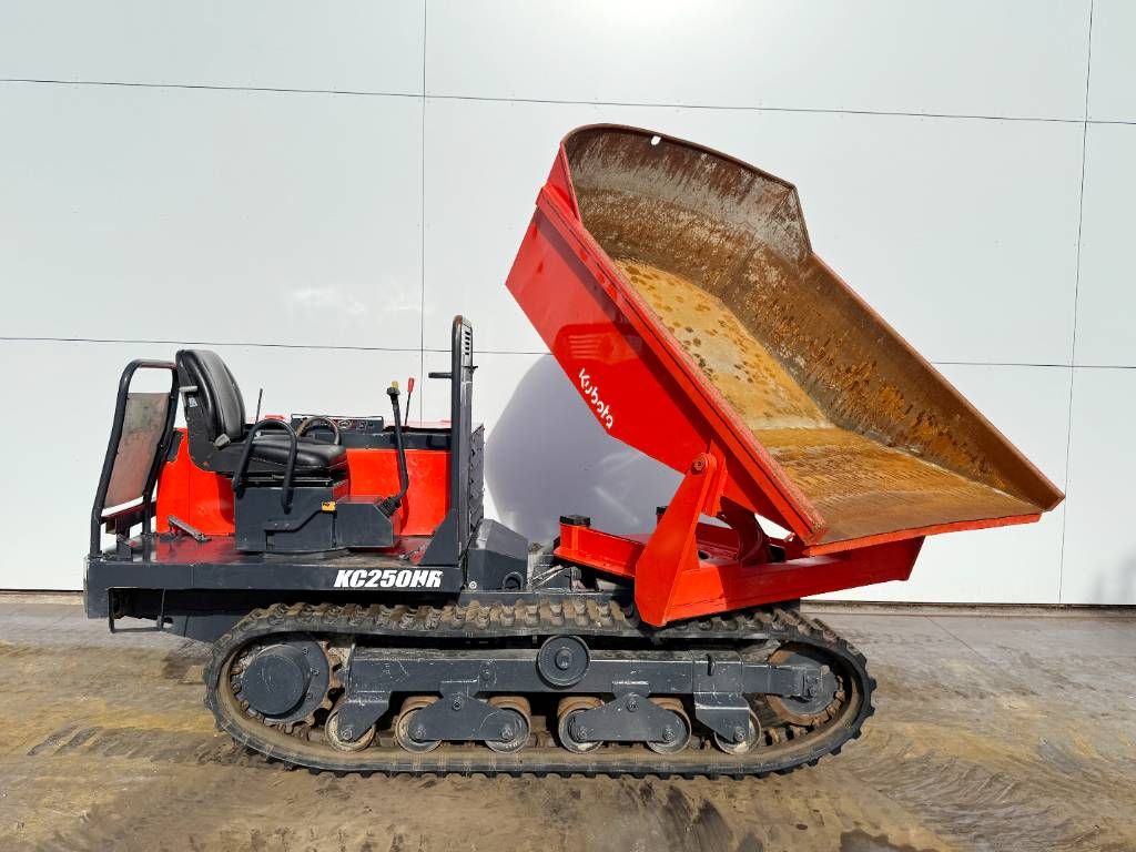 Kubota KC250HR - Tilt + Rotate / Track Dumper