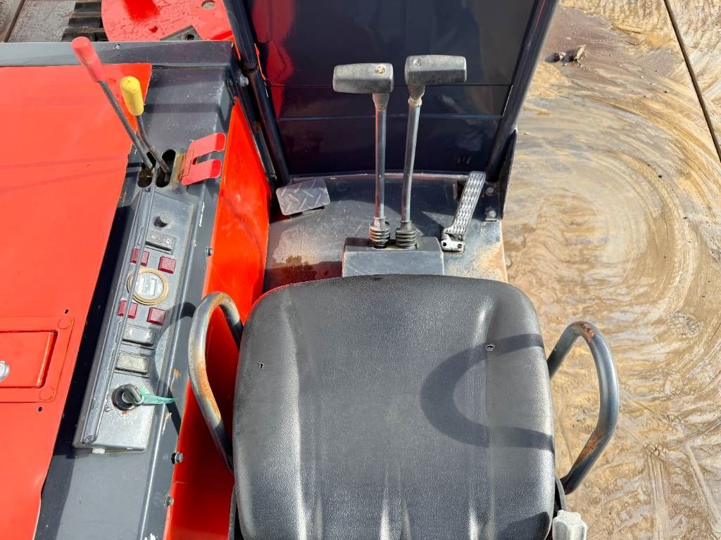 Kubota KC250HR - Tilt + Rotate / Track Dumper