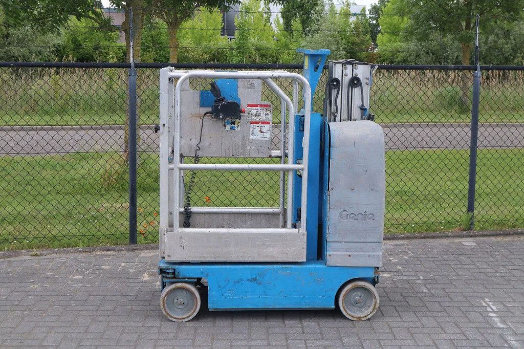 Genie GR-12 | 5.45 METER | 227 KG | MULTIPLE UNITS