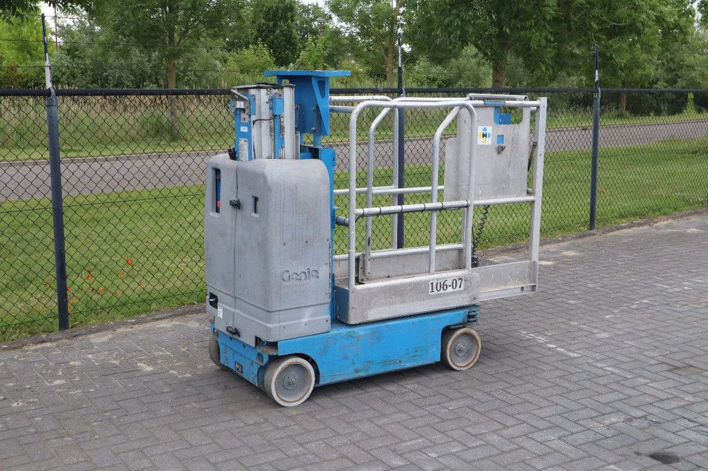 Genie GR-12 | 5.45 METER | 227 KG | MULTIPLE UNITS