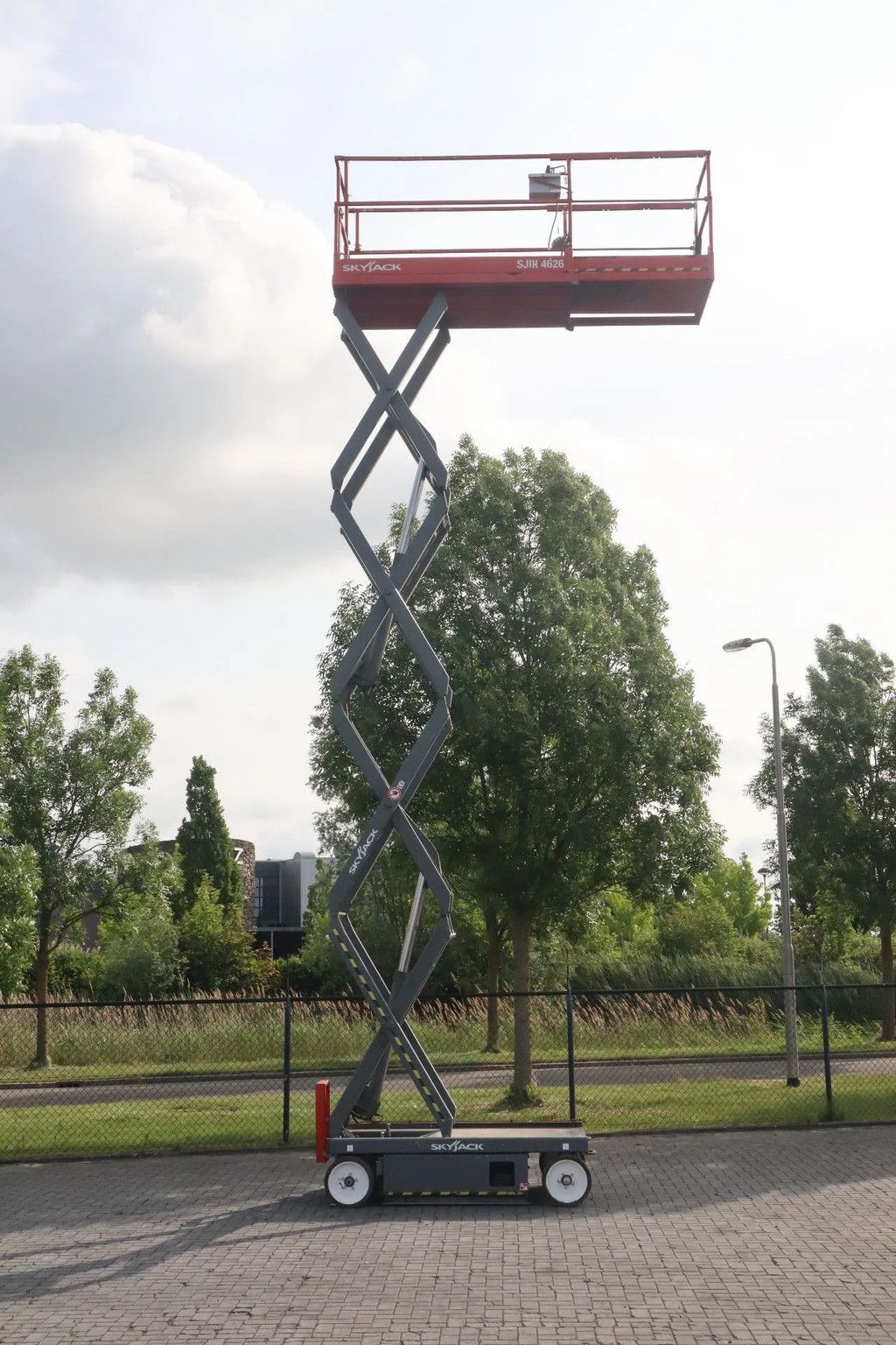Skyjack SJ III 4626 | 9.75 METER | 454 KG