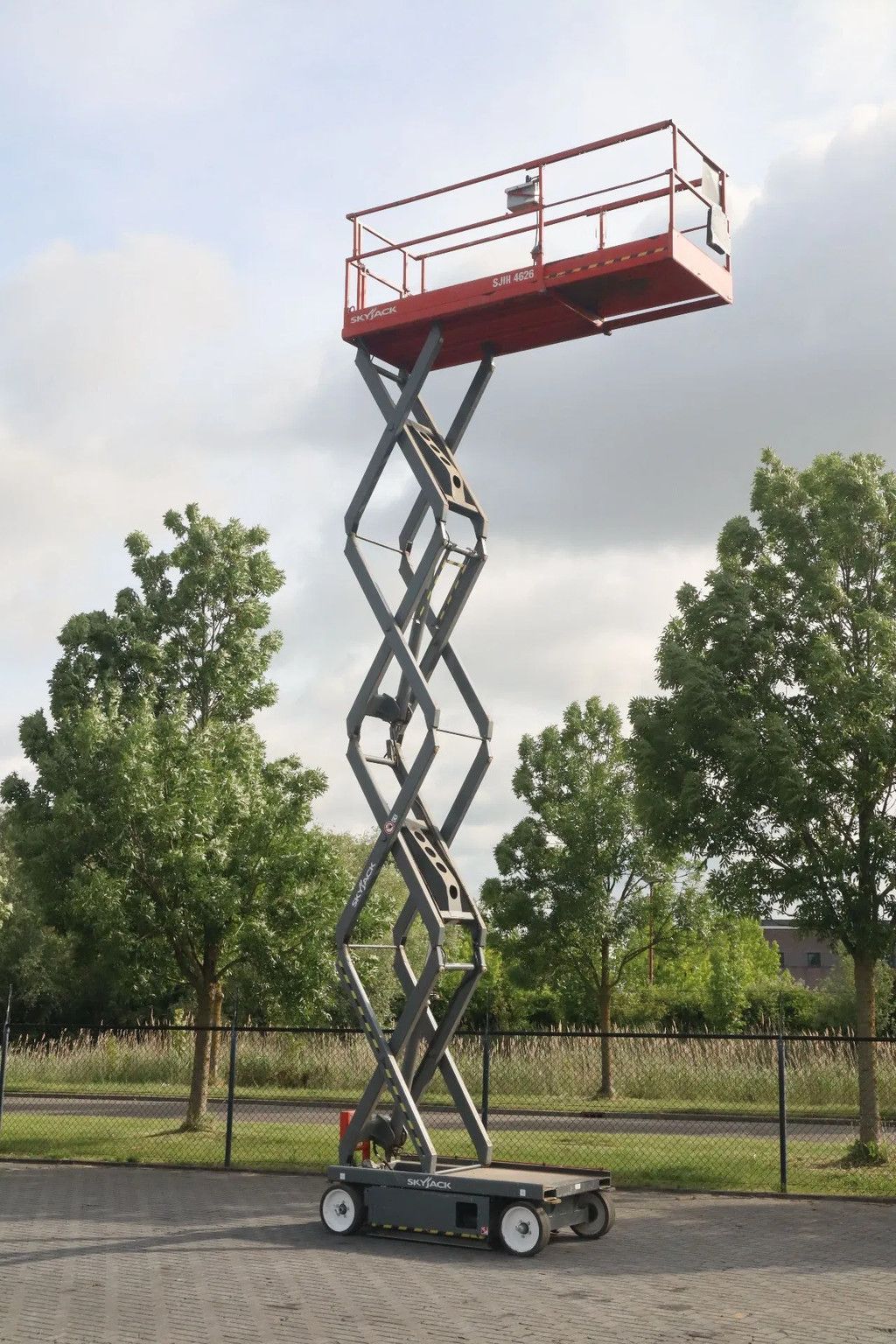 Skyjack SJ III 4626 | 9.75 METER | 454 KG