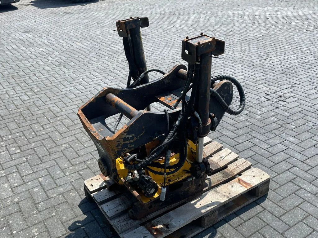 ENGCON EC226 | S70 | TILT ROTATOR | ROTOTILT