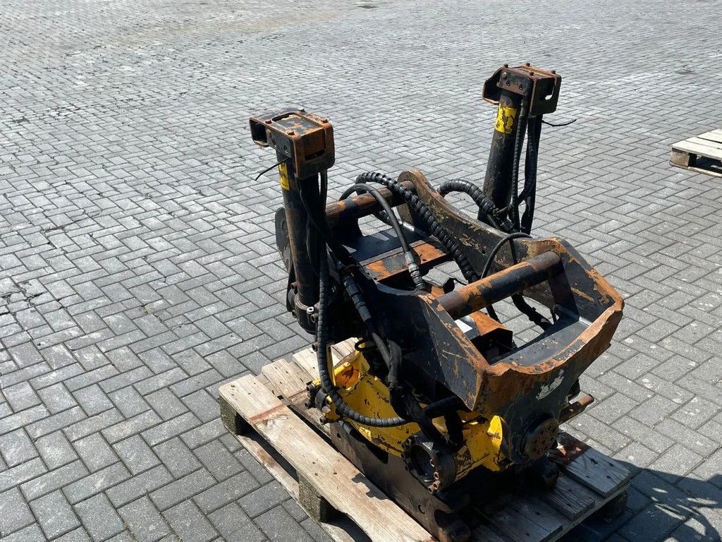 ENGCON EC226 | S70 | TILT ROTATOR | ROTOTILT