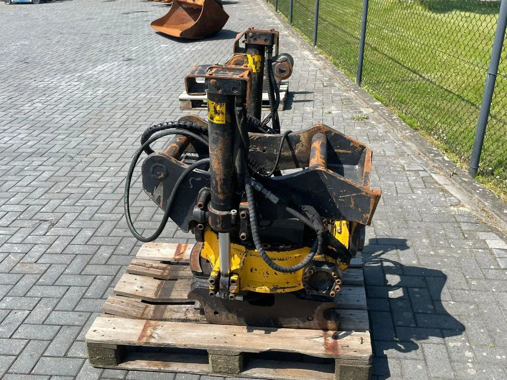 ENGCON EC226 | S70 | TILT ROTATOR | ROTOTILT