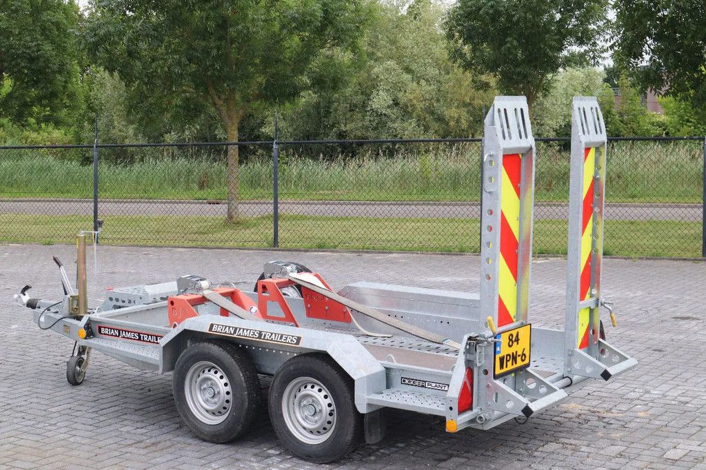 Brian James DIGGER PLANT 2700 KG | TANDEM AXLE | MACHINE TRANSPORT