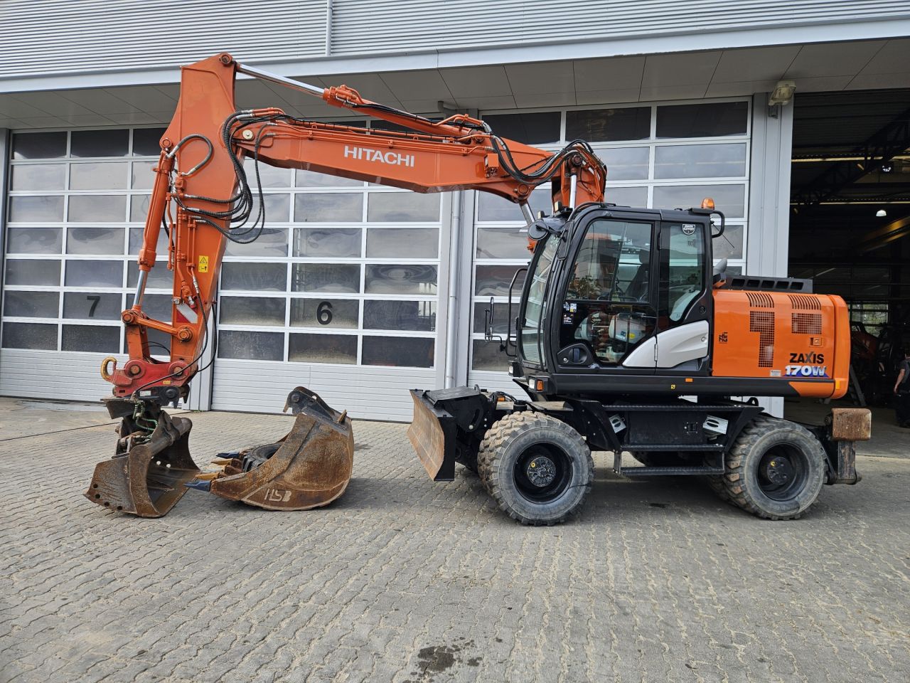 Hitachi ZX170W-6