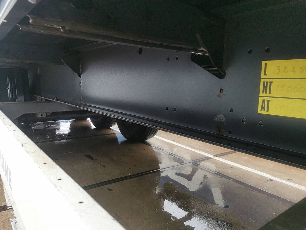 KRONE SDP 02 bär 2 tons taillift