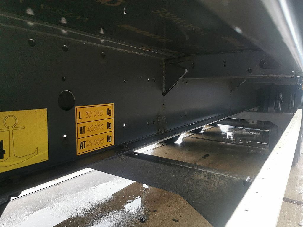 KRONE SDP 02 bär 2 tons taillift