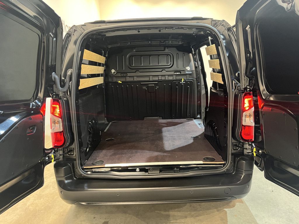 Fiat Doblò 1.5D 130pk L1 Automaat / Euro 6 / Airco / Cruise Control / CarPlay / Camera / 3-Zits / 13.300 KM !!