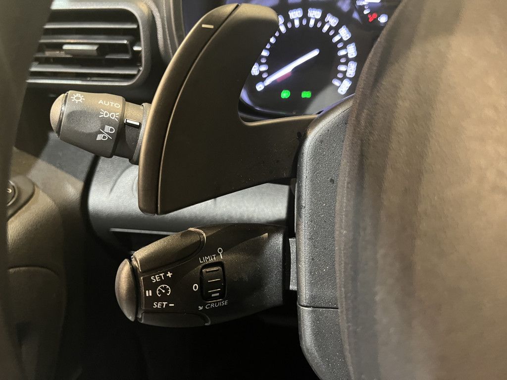 Fiat Doblò 1.5D 130pk L1 Automaat / Euro 6 / Airco / Cruise Control / CarPlay / Camera / 3-Zits / 13.300 KM !!