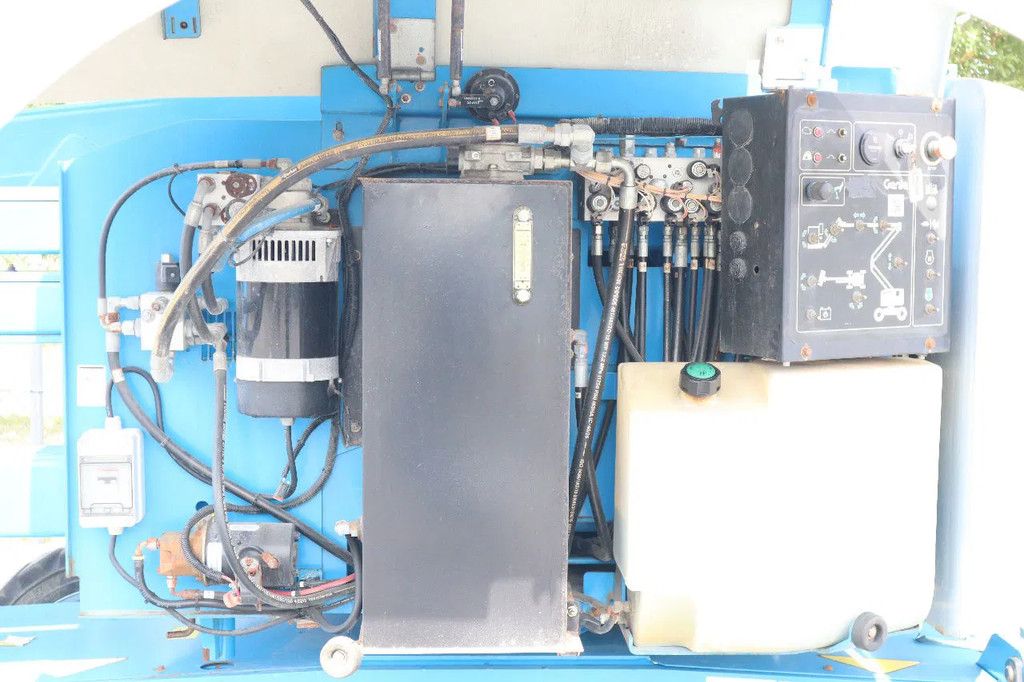 Genie Z51/J | 17.6 METER | GOOD CONDITION