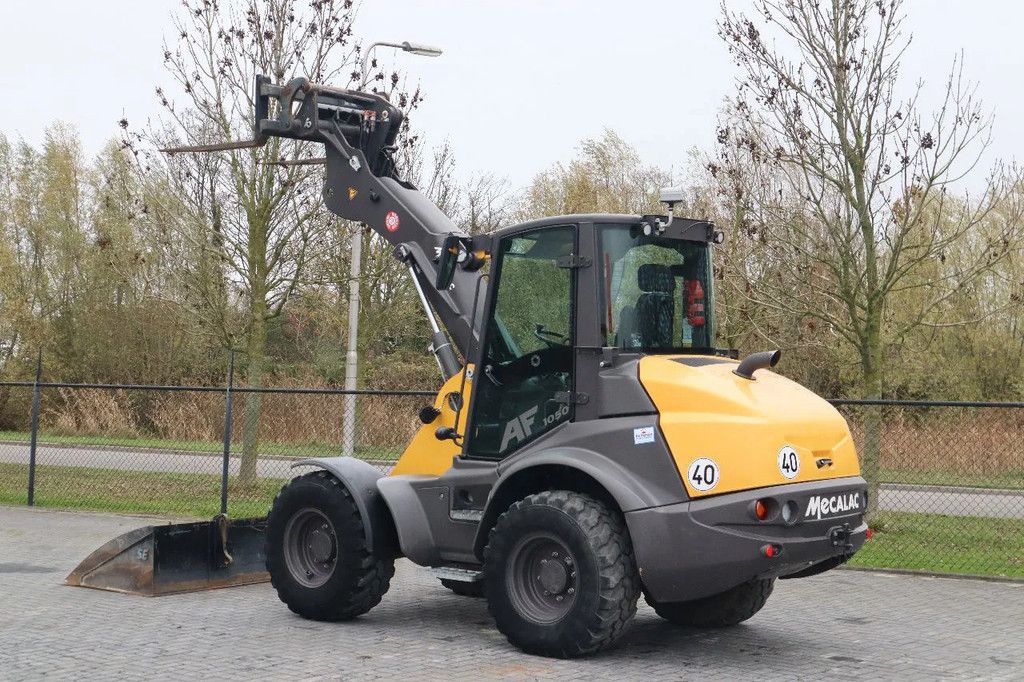 Mecalac AF 1050 | BUCKET | FORKS | HYDR. QUICK COUPLER