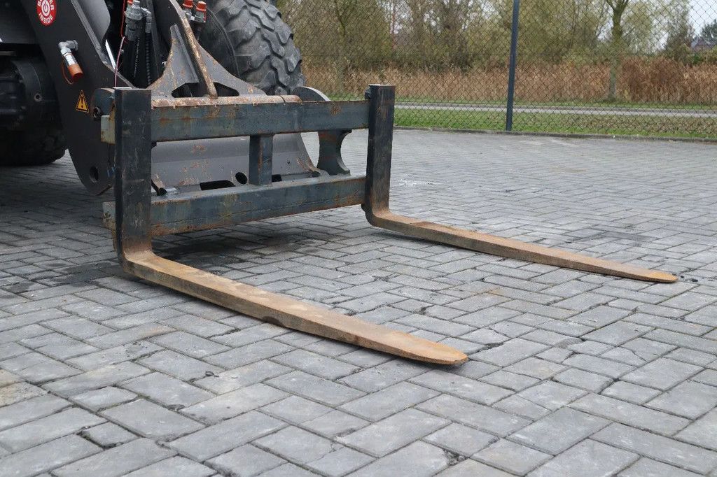 Mecalac AF 1050 | BUCKET | FORKS | HYDR. QUICK COUPLER