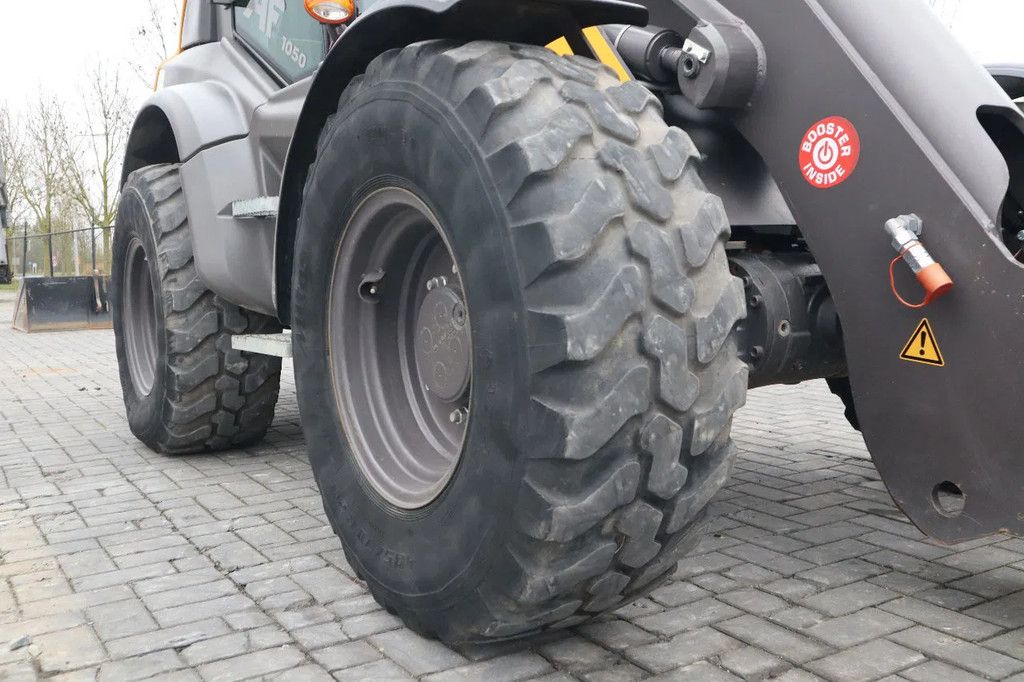 Mecalac AF 1050 | BUCKET | FORKS | HYDR. QUICK COUPLER