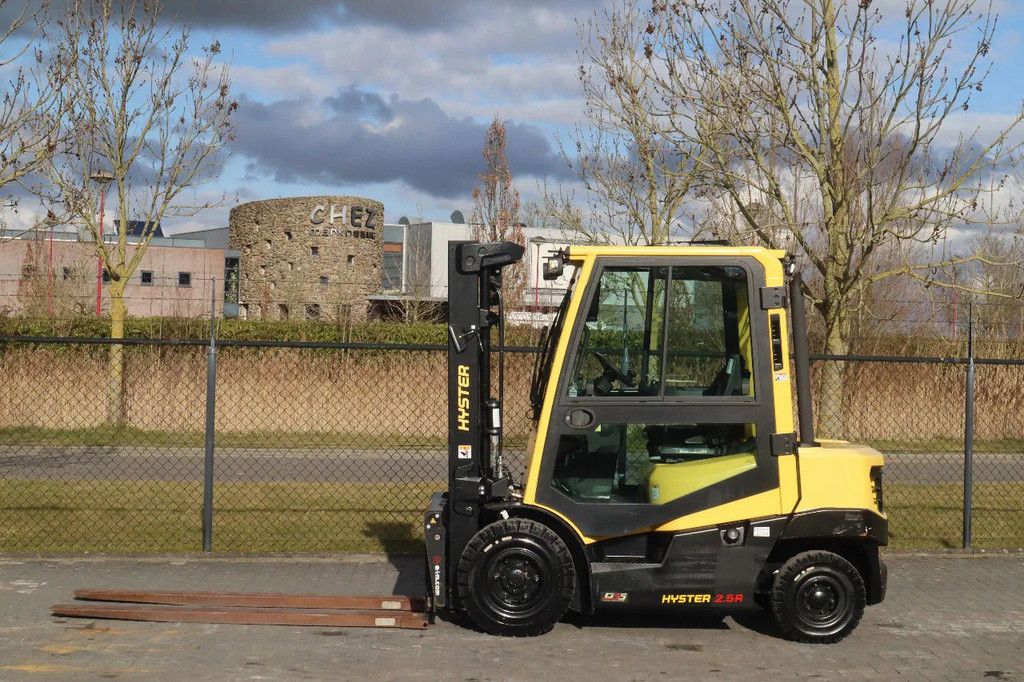 Hyster H2.5 A | BOOM SUSPENSION | SIDESHIFT | FORK EXTENTIONS | FORK POSITIONERS