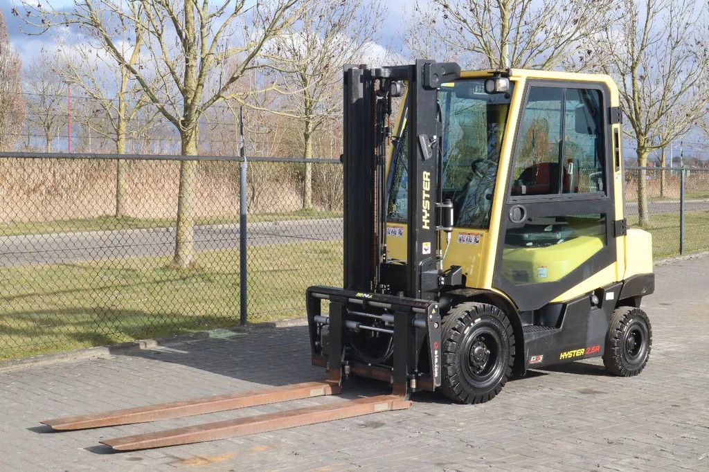 Hyster H2.5 A | BOOM SUSPENSION | SIDESHIFT | FORK EXTENTIONS | FORK POSITIONERS