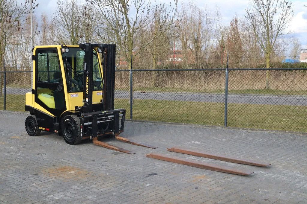Hyster H2.5 A | BOOM SUSPENSION | SIDESHIFT | FORK EXTENTIONS | FORK POSITIONERS