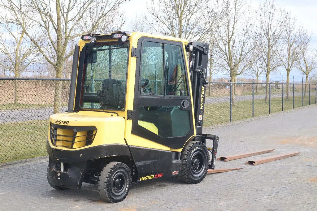 Hyster H2.5 A | BOOM SUSPENSION | SIDESHIFT | FORK EXTENTIONS | FORK POSITIONERS