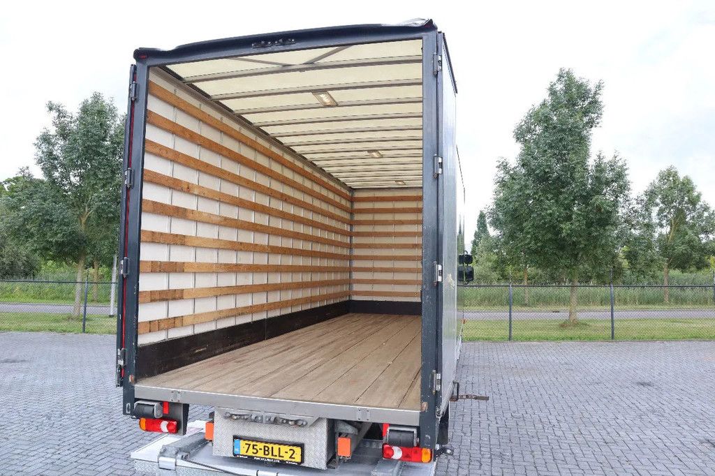 Volvo FL 210 | 4X2 | TAILLIFT | 12 TON | DUTCH INSPECITON | EURO 6