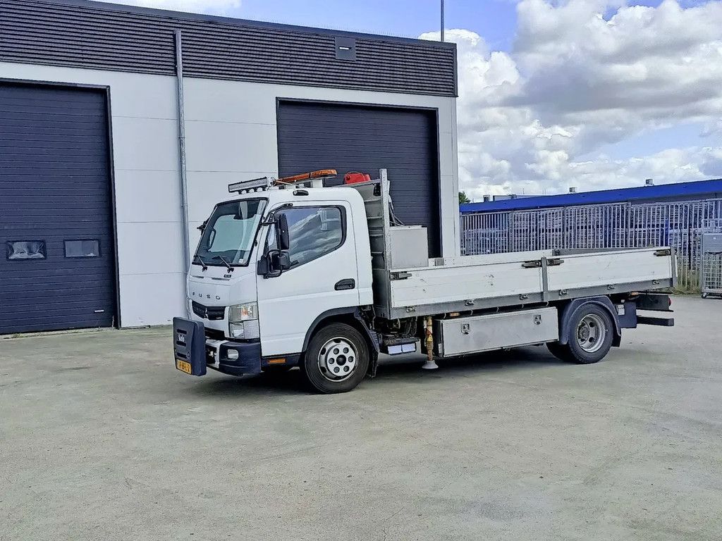 FUSO Canter