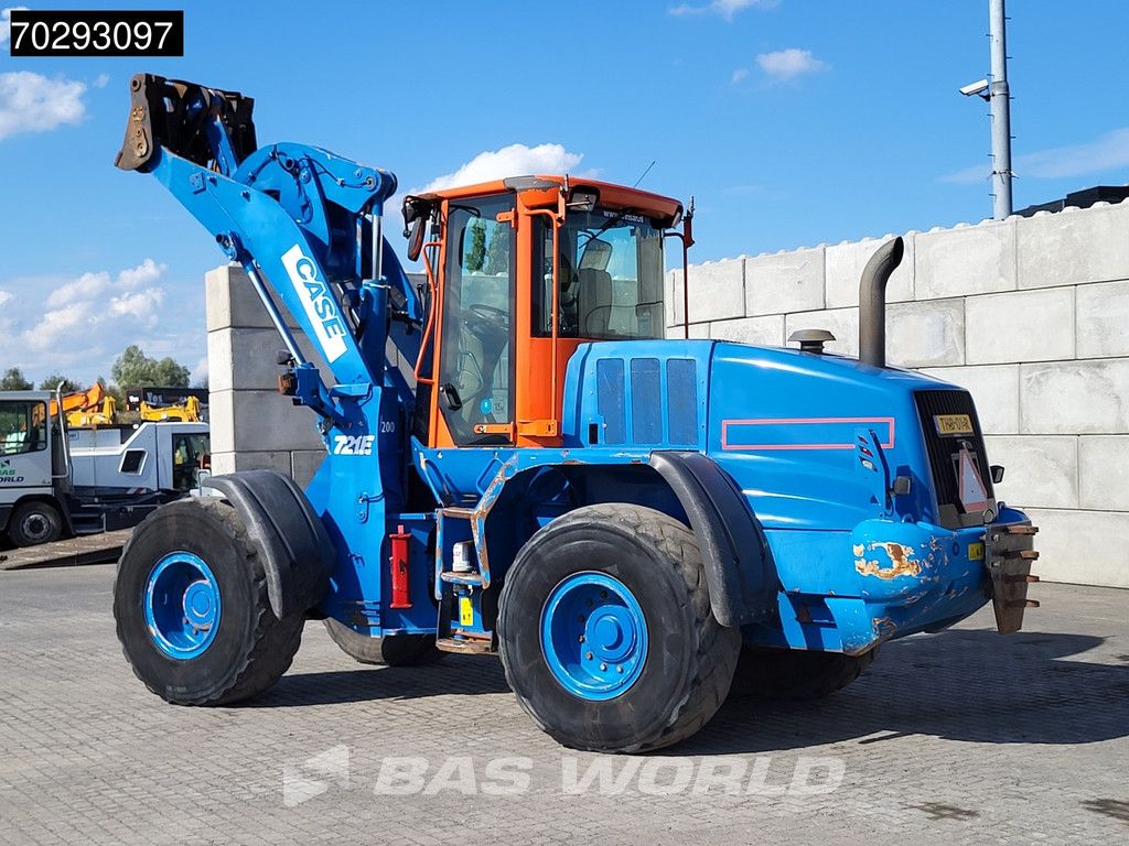 Case 721 E