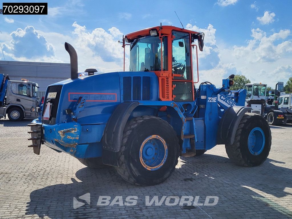 Case 721 E