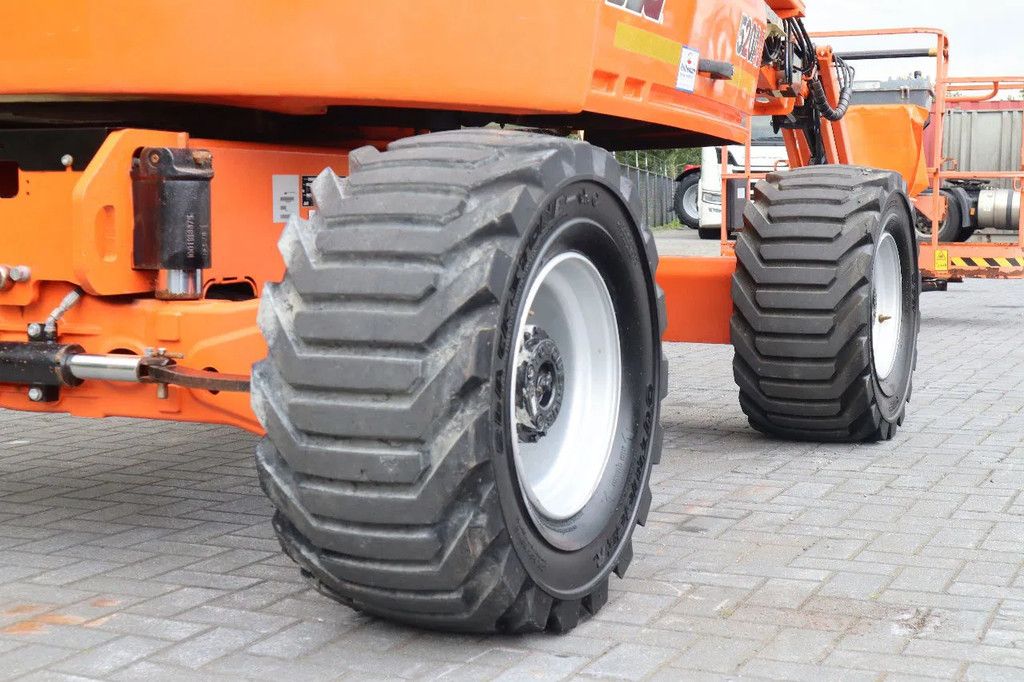JLG 520AJ | 18 METER | 250 KG