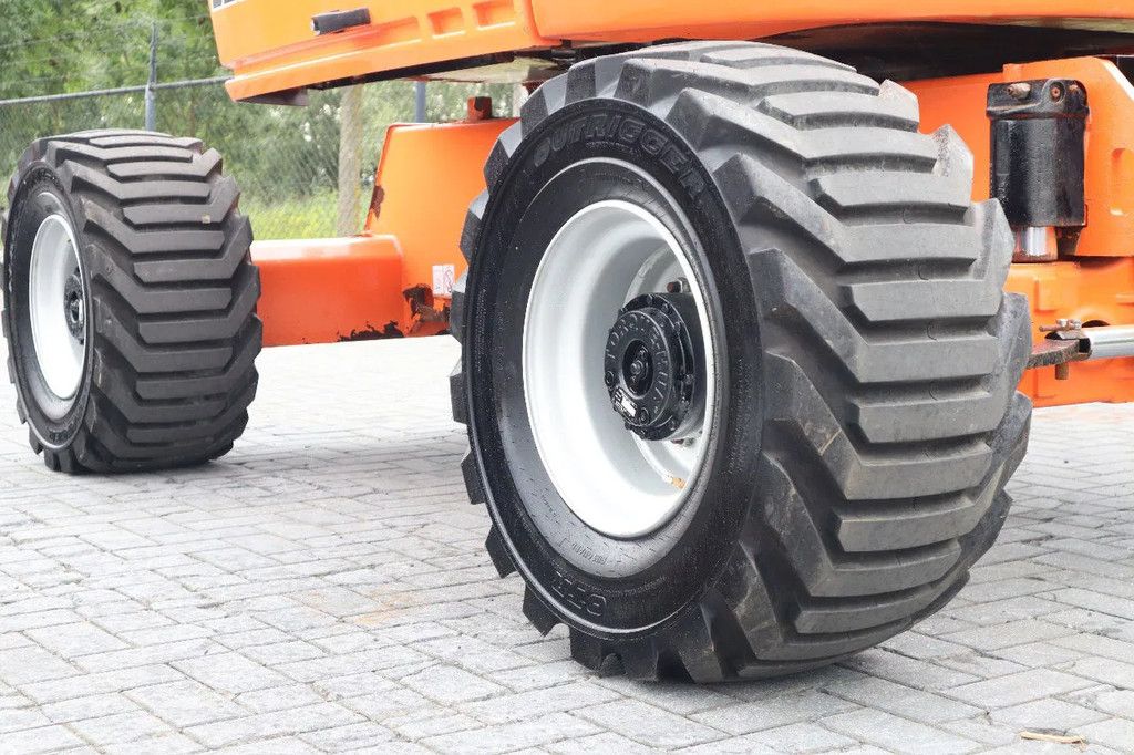 JLG 520AJ | 18 METER | 250 KG
