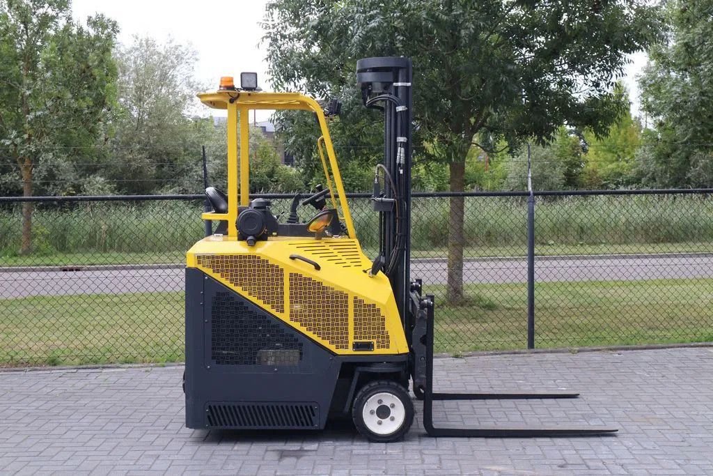 Combilift CB3000 | 2.5 TON | 6 METER | TRIPLEX | SIDESHIFT