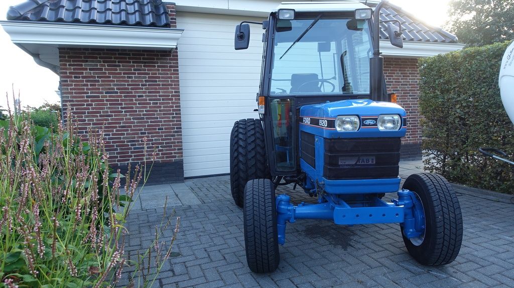Ford 1920 4x4