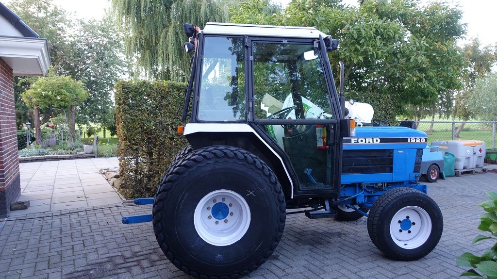 Ford 1920 4x4