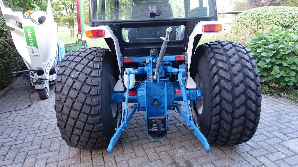 Ford 1920 4x4