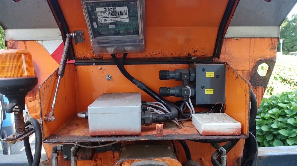 Bucher Husky 500V Zoutstrooier
