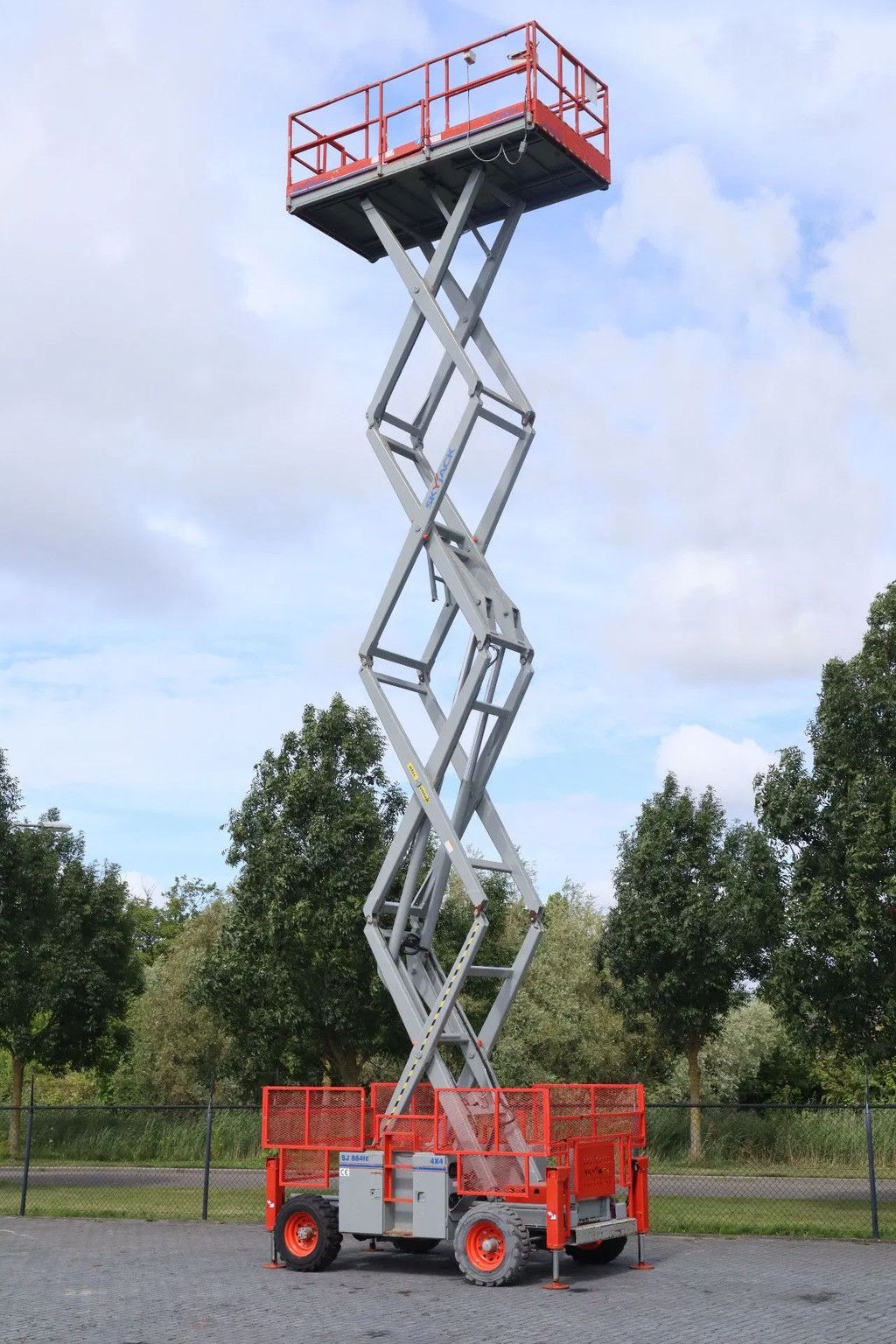 Skyjack SJ8841 E | 14.5 METER | 681 KG