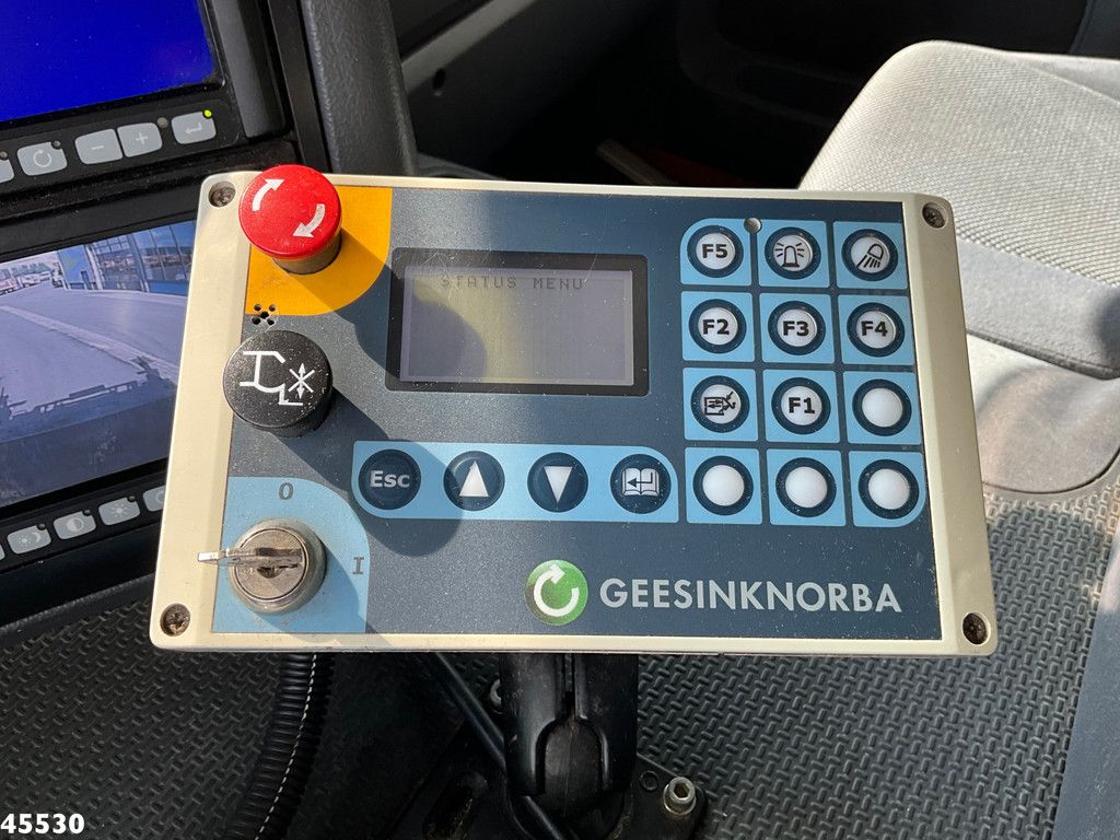 Scania P 320 Geesink 24m³ Welvaarts weighing system