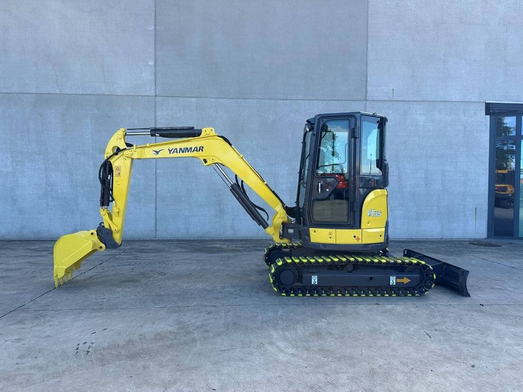 Crawler excavator Yanmar VIO35-6B Diesel 20.2kW 2016