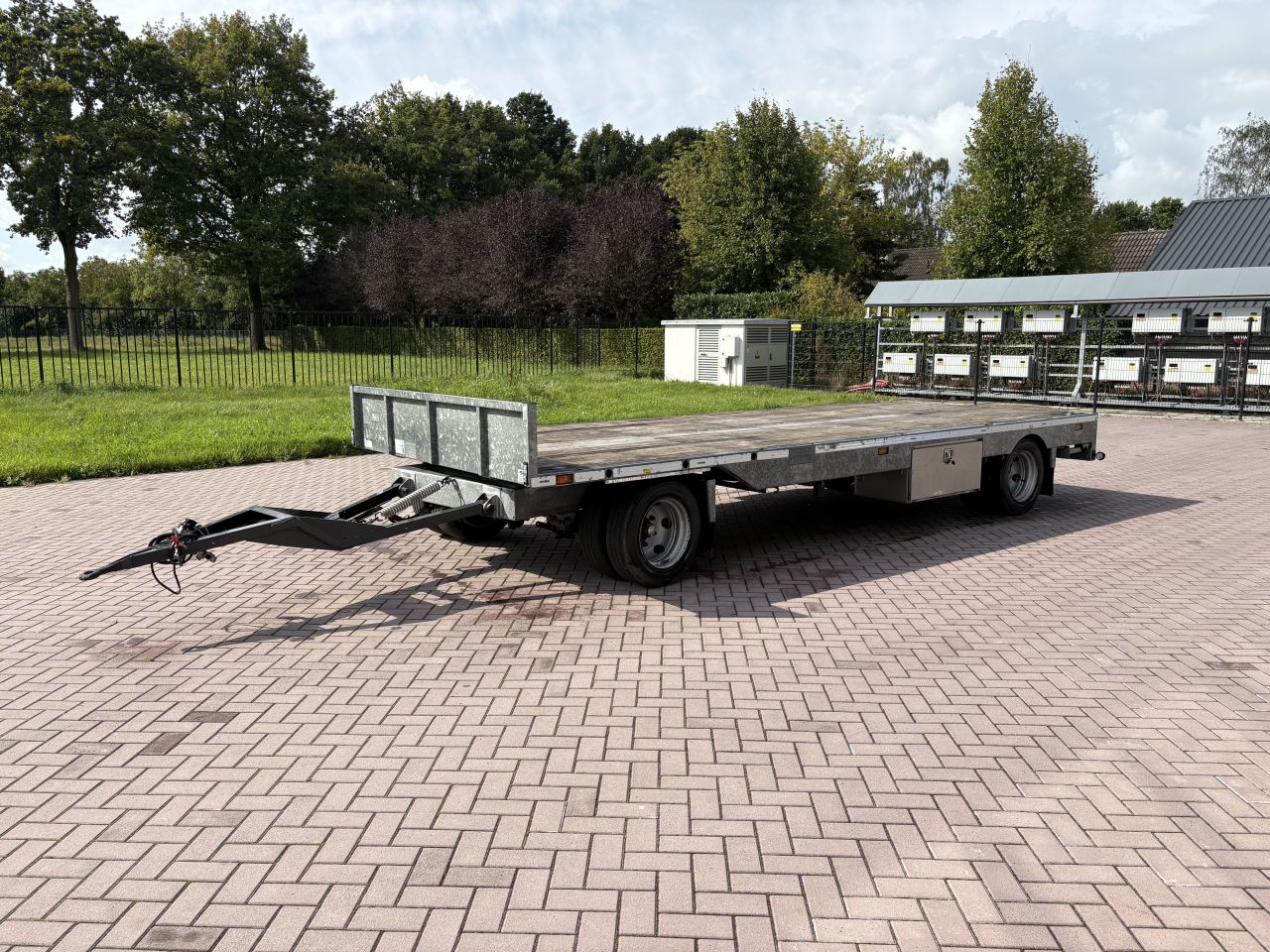 Schamel aanhangwagen luchtgeremd VELDHUIZEN 11 TON