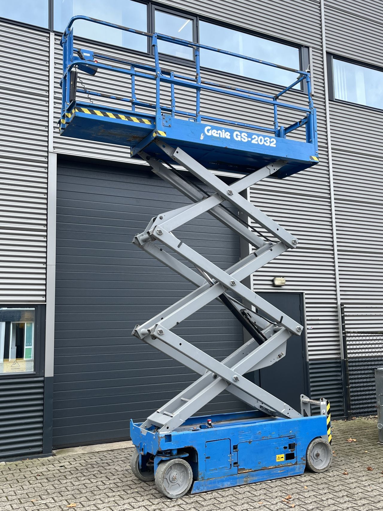 Genie GS2032 Schaarhoogwerker bj 2016, werkhoogte 8 mtr.