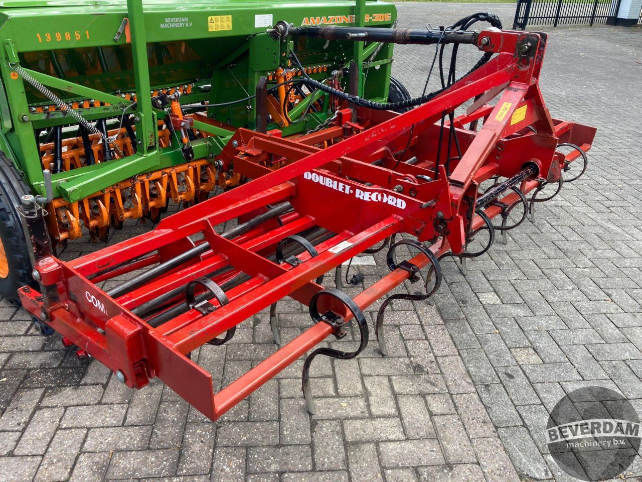 Amazone D8-30E zaaicombinatie