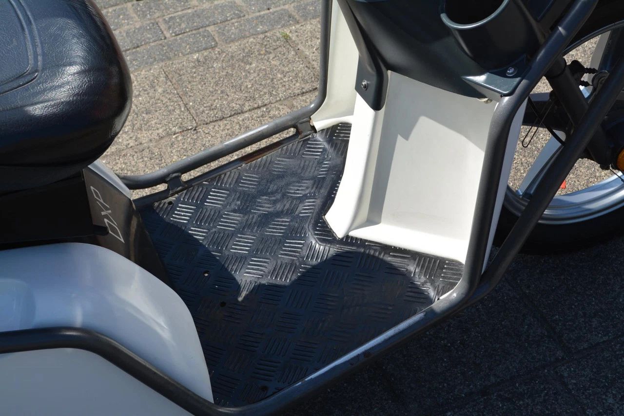 Kyburz dxp 5 – Elektrische Bezorgscooter / Zakelijk Vervoer