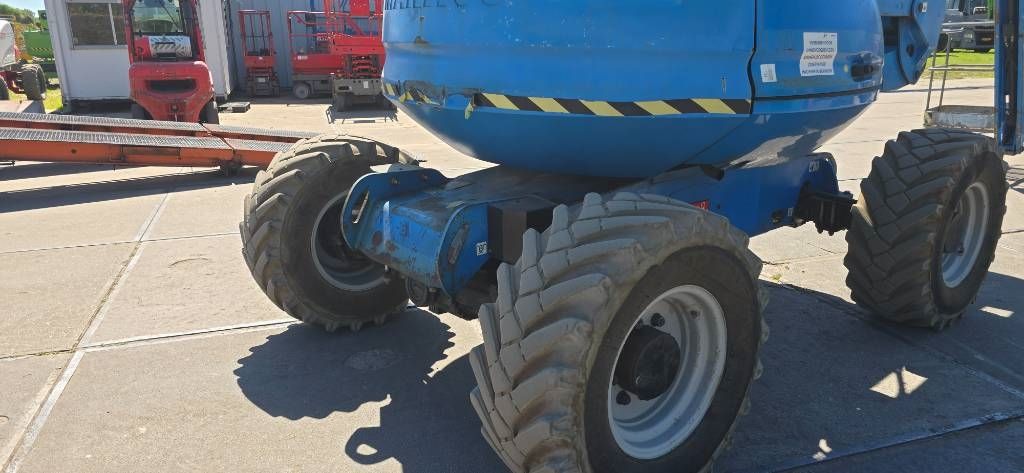 Manitou 200 ATJ 20m hoogwerker 4x4 diesel knikarm