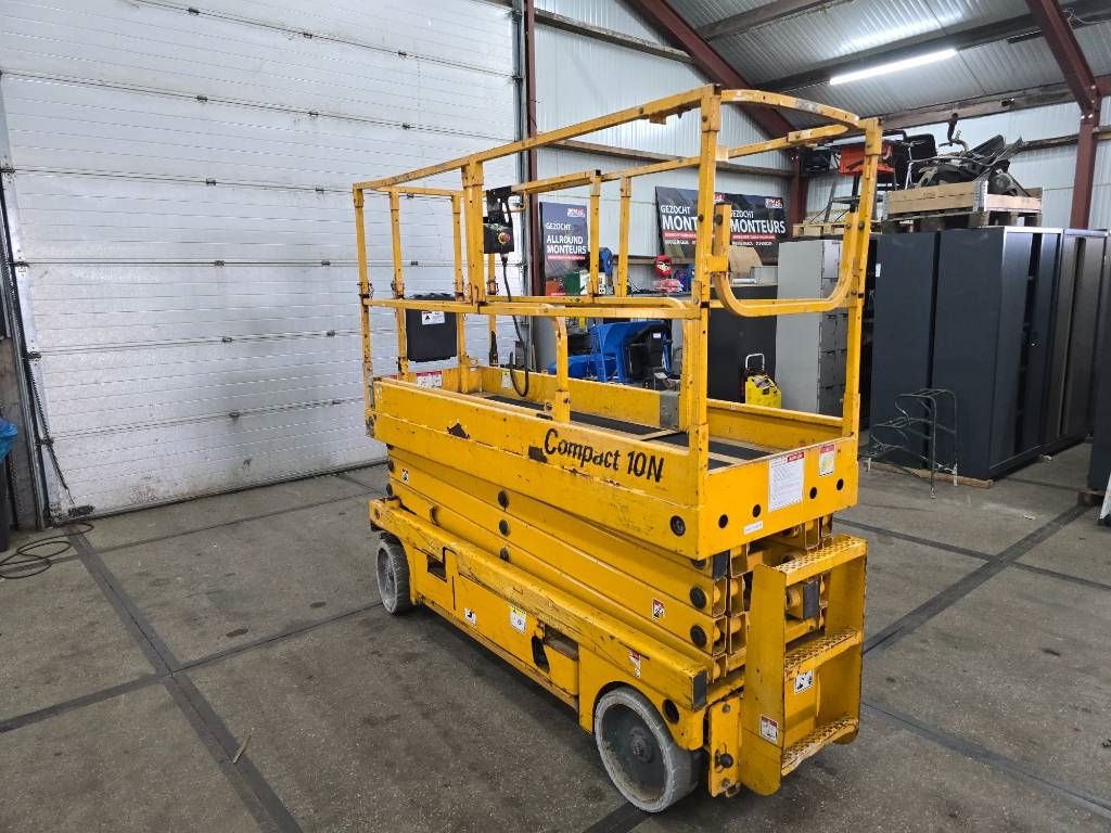 Haulotte Compact 10N elektrische schaarhoogwerker schaarlif